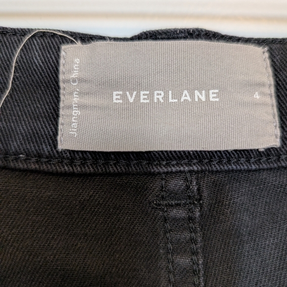 Everlane Utility Barrel Pant in Black - Picture 7 of 7